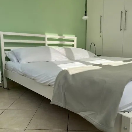 Center Apartment *