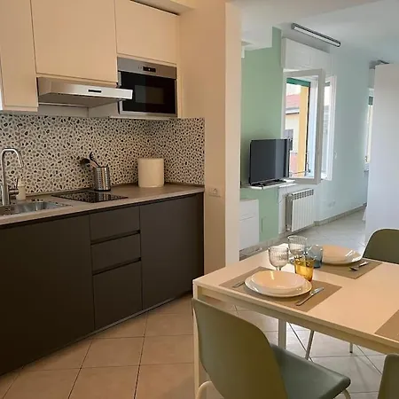Apartment Center Pisa